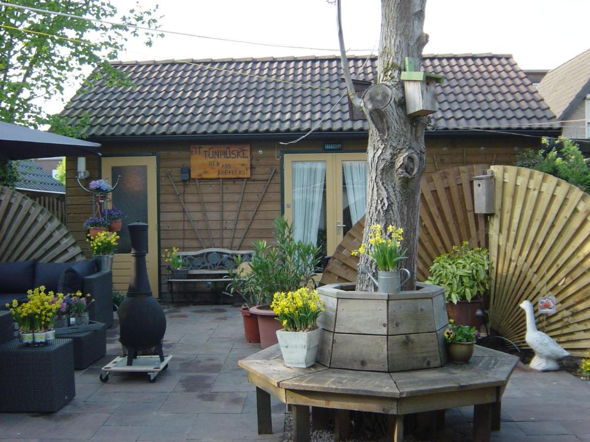 It Tunhuske Bed & Breakfast Renkum Eksteriør bilde